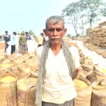 जुर्ग किसान मुन्ना सिंह ने कहा, धान विक्रय राशि से बनेगा नया घर