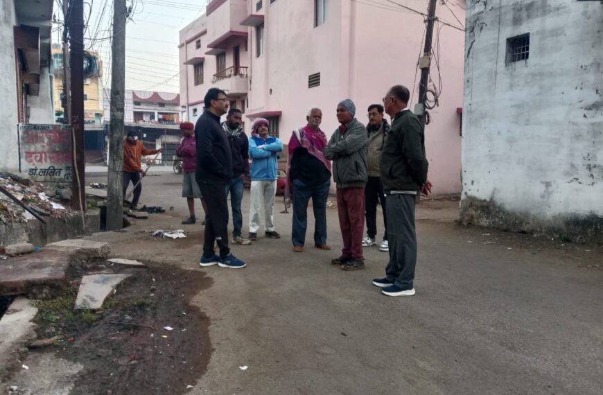 बसंतपुर में निगम आयुक्त ने लिया सफाई और पानी की…