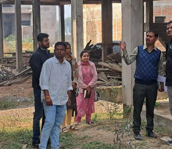 प्रधानमंत्री आवास योजना : रेवाडीह में निर्माणाधीन आवास का महापौर ने किया निरीक्षण, कार्य में&hellip;