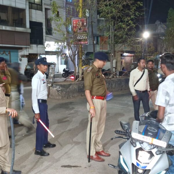 होली पर्व को शांतिपूर्ण एवं सुरक्षित बनाने के लिए राजनांदगांव पुलिस का विशेष कांबिंग गश्त अभियान