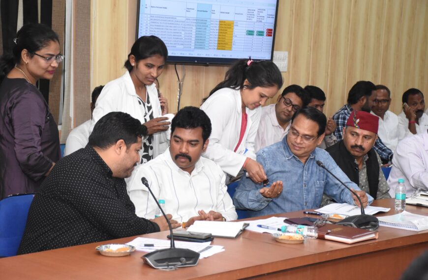 कलेक्टर ने फाइलेरिया रोधी दवा का सेवन कर एमडीए अभियान&hellip;