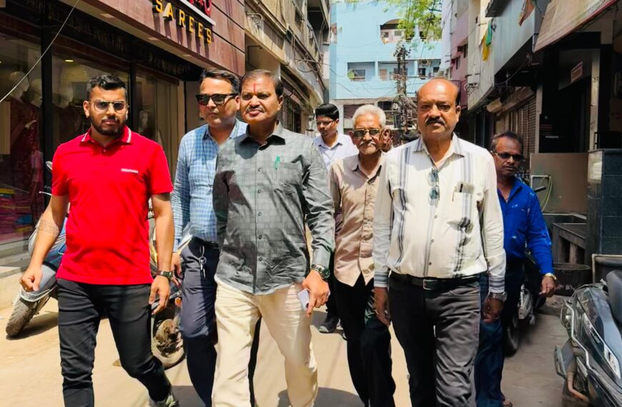 महापौर ने ठेठवार पारा में नाली निर्माण का किया स्थल&hellip;