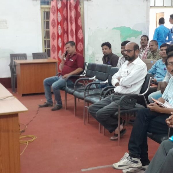 आयुक्त ने राजस्व वसूली की समीक्षा, बड़े बकायादारों के नल विच्छेदन और नाम प्रकाशन के&hellip;