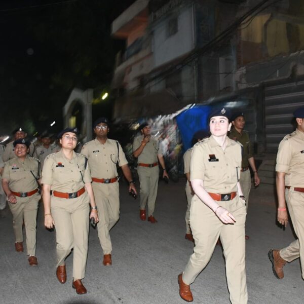 राजनांदगांव पुलिस का फ्लैग मार्च, होली को शांतिपूर्ण बनाने के लिए कड़ी सुरक्षा व्यवस्था