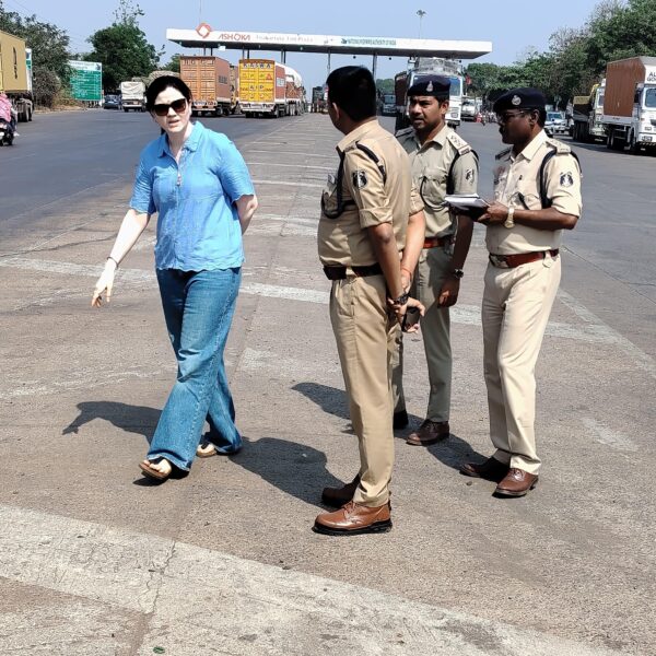 आस्था का पथ, सुरक्षा का संकल्प : डोंगरगढ़ पदयात्रा में श्रद्धालुओं की सुरक्षा के लिए पुलिस ने की तैयारियाँ