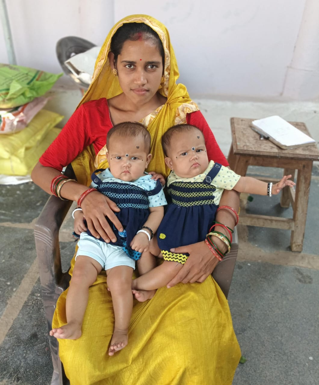 पोट्ठ लईका पहल से जुड़वा बच्चों को मिला नया जीवन, कुपोषण पर पाई जीत