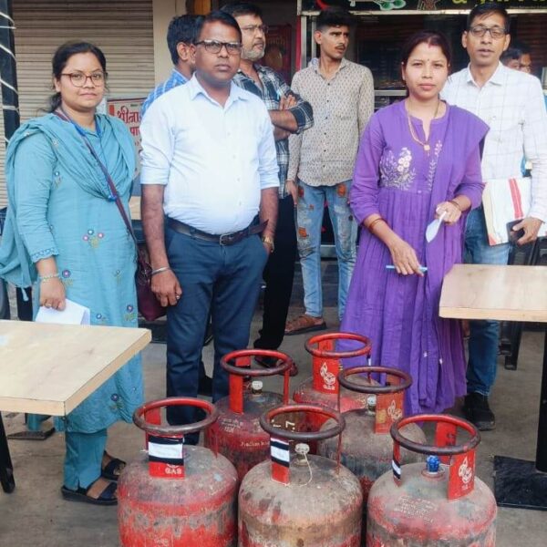व्यावसायिक संस्थानों में घरेलू गैस का अवैध उपयोग : 47 सिलेंडर जप्त, होटल, रेस्टोरेंट और ढाबों में कार्रवाई