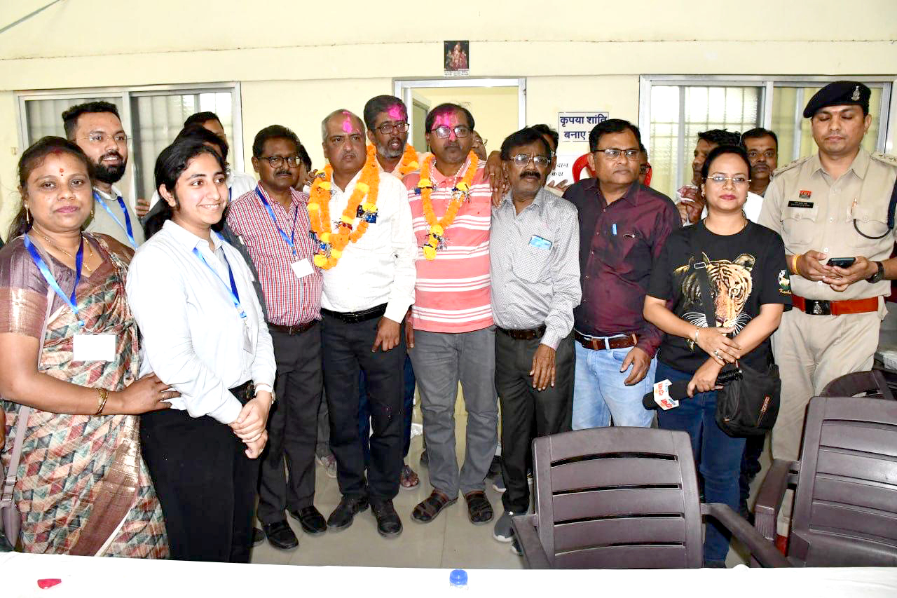 प्रेस क्लब चुनाव : सचिन अग्रहरि तीसरी बार अध्यक्ष, बसंत शर्मा कोषाध्यक्ष एवं अनिल त्रिपाठी सचिव बने