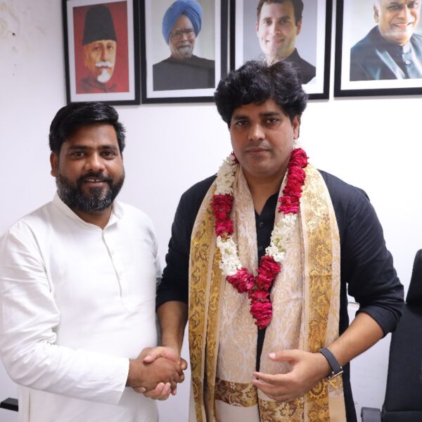 हाजियों पर महंगाई की मार : एयरफेयर डिफरेंस के नाम पर 10 हजार की अतिरिक्त मांग, अब्दुल कलाम खान ने जताया विरोध