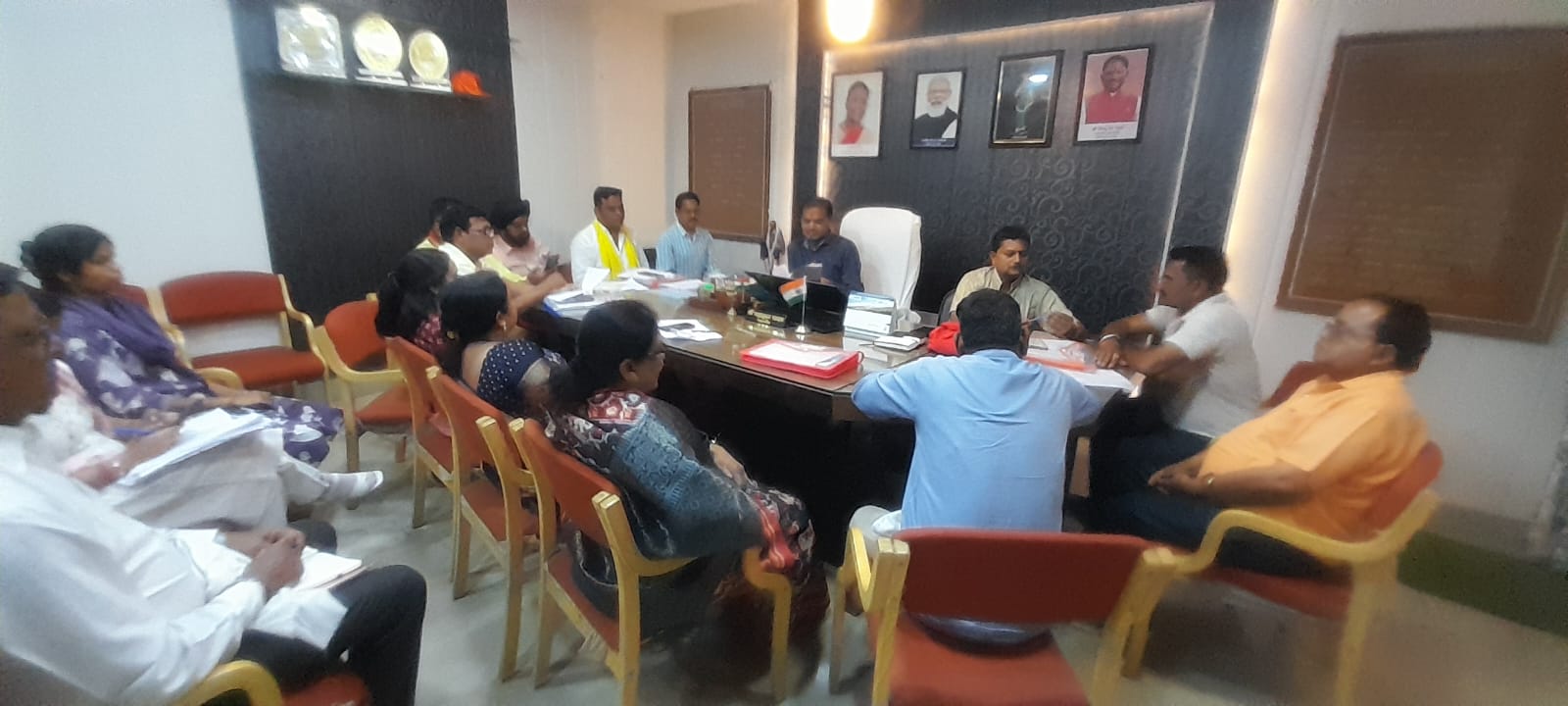 महापौर परिषद की बैठक में संपत्तिकर दर में संशोधन, महिला सशक्तिकरण के लिए जागरूकता अभियान की अनुशंसा