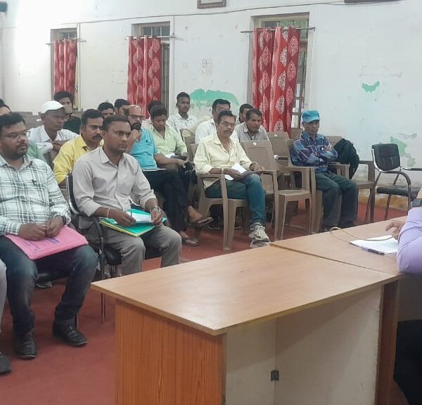 आयुक्त ने राजस्व विभाग की बैठक में वसूली का लक्ष्य तय, शत प्रतिशत वसूली के दिए निर्देश