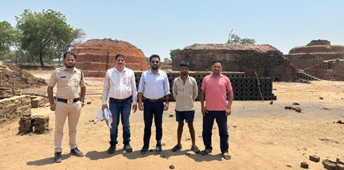 ग्राम रेंगाकठेरा में अवैध ईट भट्ठा पर प्रशासन की कार्रवाई,&hellip;