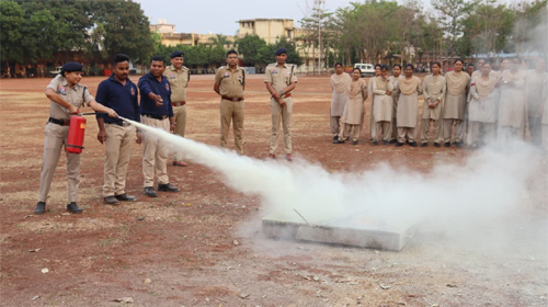 अग्निशमन प्रशिक्षण का आयोजन, 70 से अधिक अधिकारी-कर्मचारियों को किया गया प्रशिक्षित