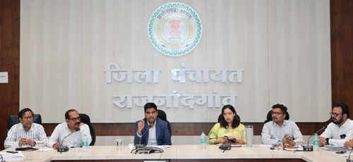 बच्चों का सर्वांगीण विकास सर्वोच्च प्राथमिकता : कलेक्टर