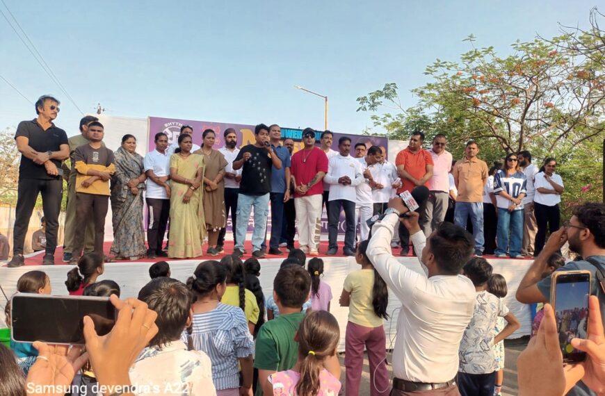 मोबाइल छोड़ सेहत से जुड़े शहरवासी : ‘मस्ती की पाठशाला’&hellip;