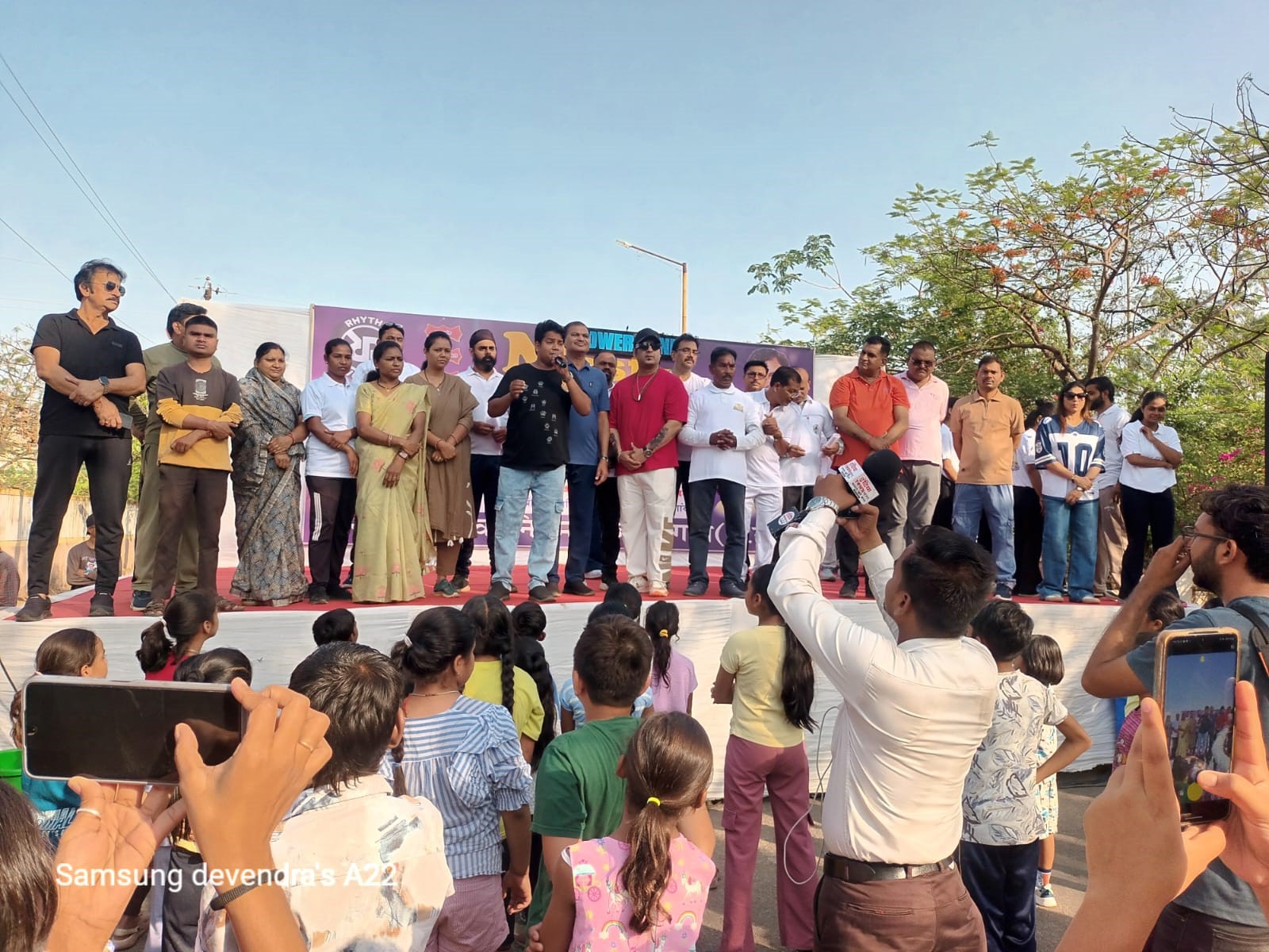 मोबाइल छोड़ सेहत से जुड़े शहरवासी : ‘मस्ती की पाठशाला’ में दिखा संडे का असली उत्साह