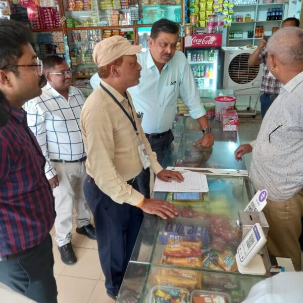जनगणना 2027 : अपर कलेक्टर और राज्य स्तरीय टीम ने गांवों में पहुंचकर परखी मकान सूचीकरण की तैयारी