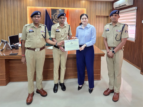 राजनांदगांव पुलिस का मानवीय चेहरा : डायल 112 की तत्परता&hellip;