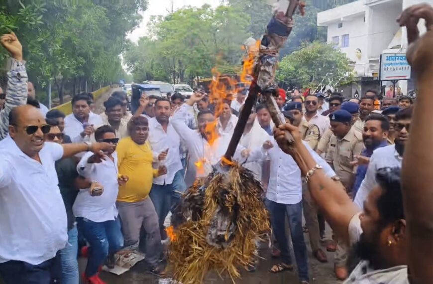 छात्रों की आवाज दबाने के लिए राहुल गांधी समेत विपक्षी&hellip;