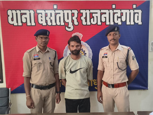 नंदई चौक पर चाकू चमकाकर लोगों को डराने वाला बदमाश गिरफ्तार, भेजा गया जेल