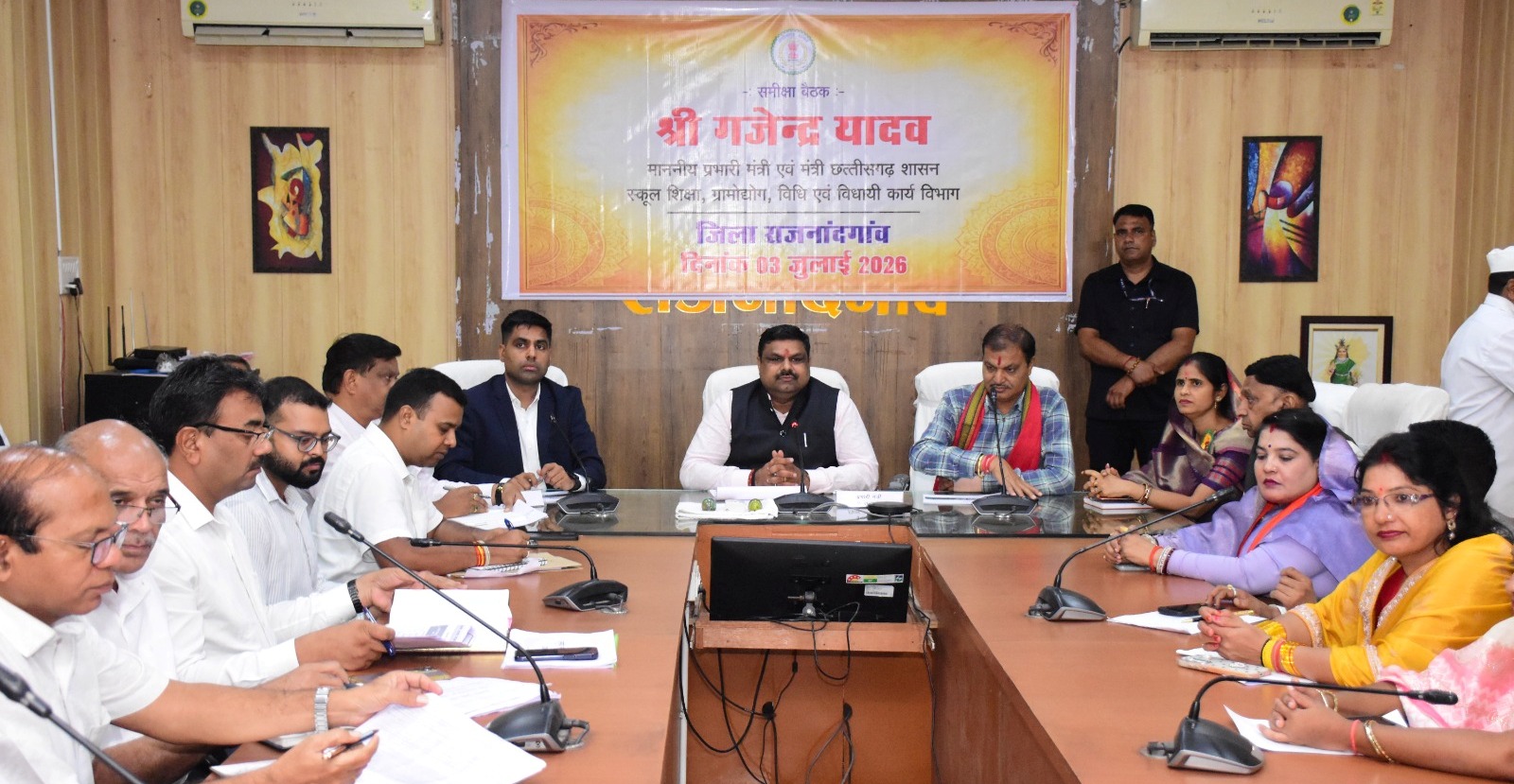 किसानों को धान की जगह कम पानी वाली वैकल्पिक फसलों के लिए करें प्रोत्साहित : गजेन्द्र यादव