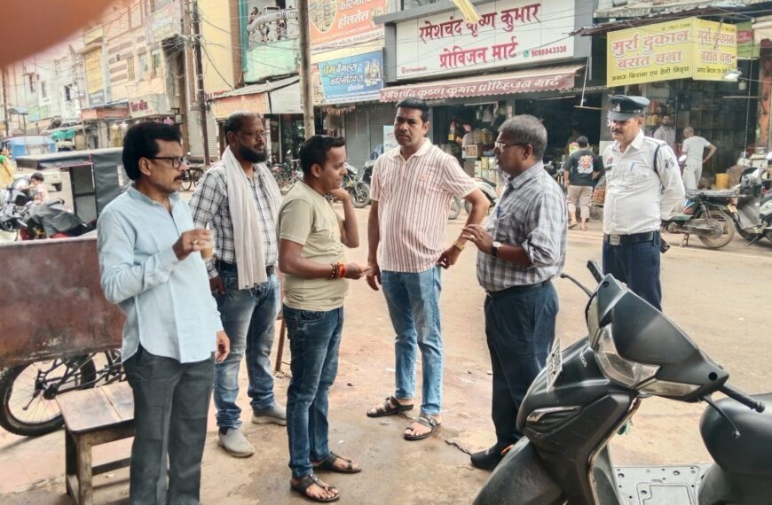 गुड़ाखू लाइन में निगम आयुक्त ने अमले के साथ किया&hellip;