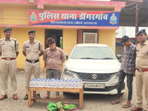 बलेनो कार से अवैध शराब का परिवहन करते दो कोचिए गिरफ्तार