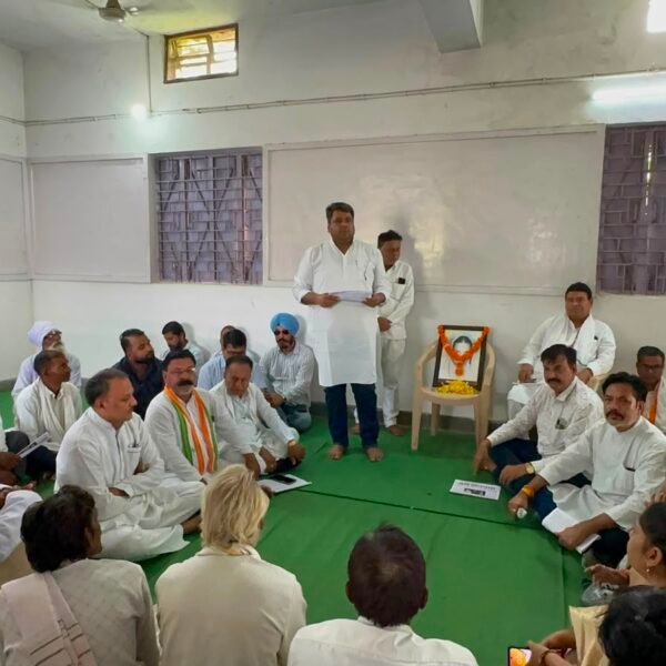मिनीमाता जी की पुण्यतिथि पर कांग्रेसजनों ने अर्पित की श्रद्धांजलि