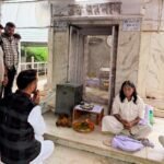 गिरौदपुरी गादी के समक्ष शीश नवा, पूजापाठ कर तोमर ने लिया आशीर्वाद !