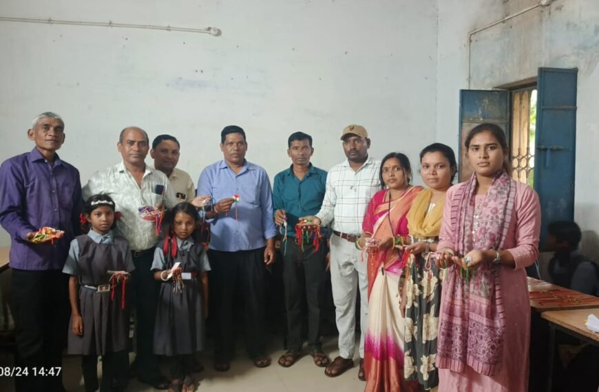 बच्चों ने बनाई राखियां, स्कूल में लगाया स्टॉल; 8-10 साल&hellip;