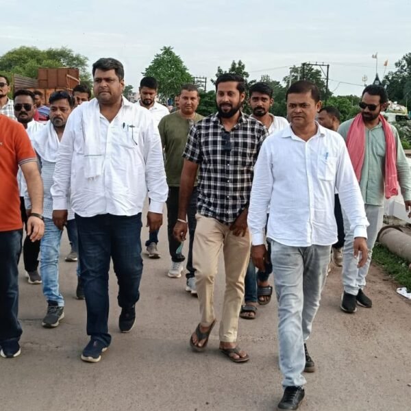 ट्रिपल इंजन सरकार में विधानसभा अध्यक्ष के निर्वाचन मुख्यालय की सड़कें भी बदहाल : जितेन्द्र&hellip;