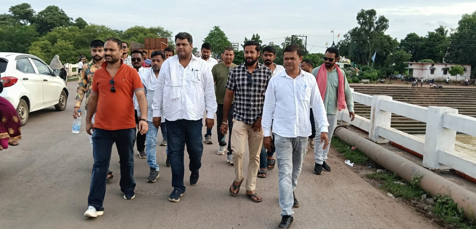 ट्रिपल इंजन सरकार में विधानसभा अध्यक्ष के निर्वाचन मुख्यालय की सड़कें भी बदहाल : जितेन्द्र मुदलियार