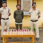 अवैध शराब की बिक्री करते युवक गिरफ्तार, 34 पौवा शराब व नगदी जब्त