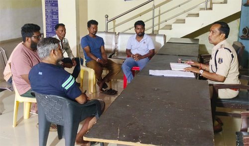 आगामी त्योहारों के मद्देनजर बोरतलाव पुलिस की सख्ती : ढाबा और चखना सेंटरों में शराब पिलाई तो होगी कड़ी कानूनी कार्रवाई