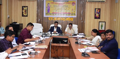 सीएम हेल्पलाइन में राजनांदगांव जिले का दबदबा, कलेक्टर ने योजनाओं&hellip;