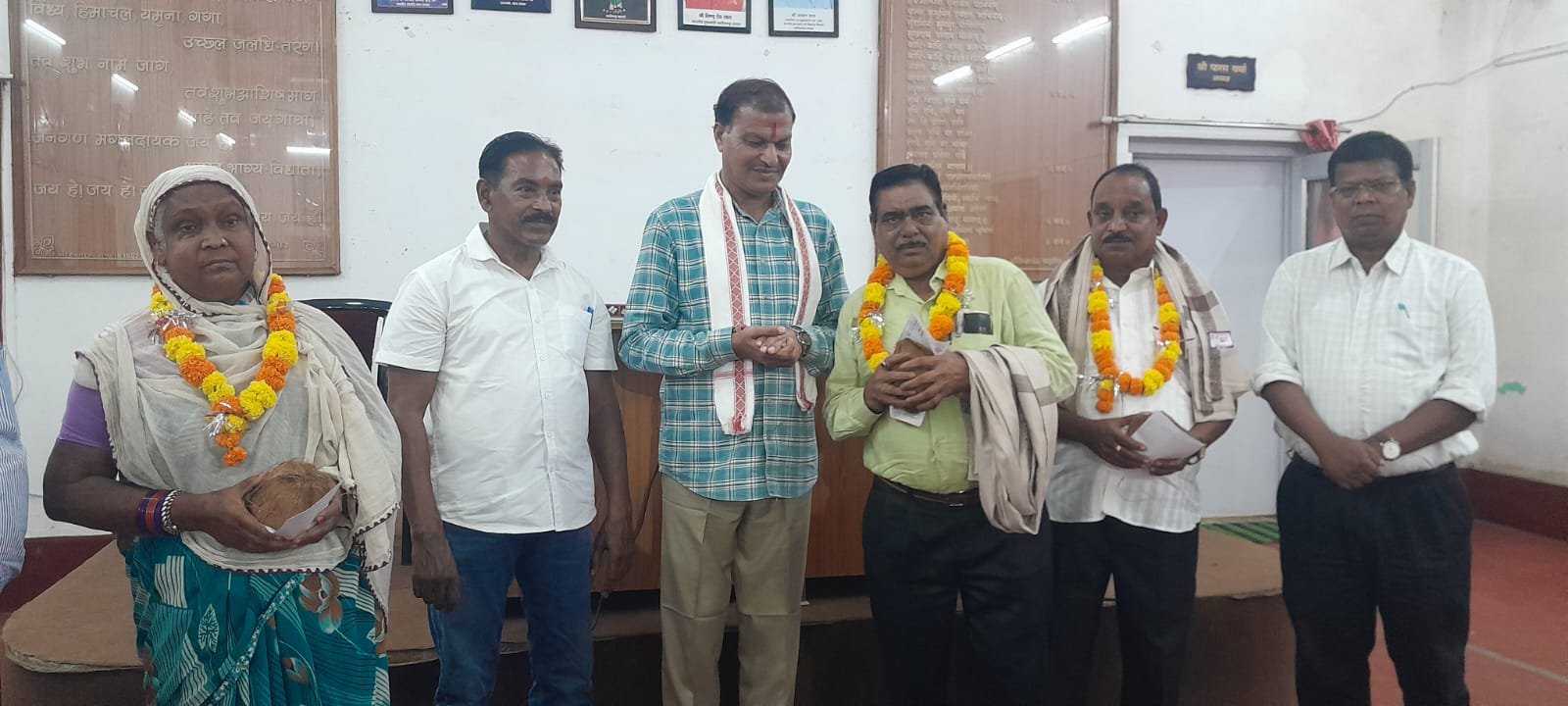 नगर निगम के 3 कर्मचारियों को भावभीनी विदाई : महापौर बोले- सेवानिवृत्ति के बाद भी मिलेगा अनुभव का लाभ