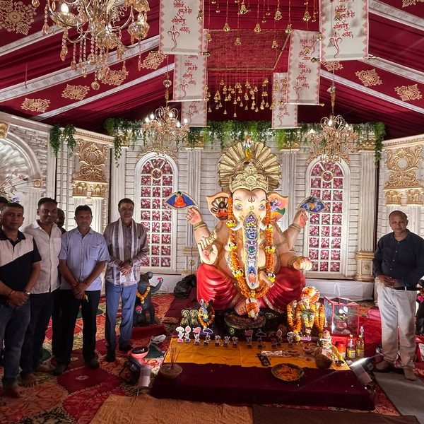 संस्कारधानी में गणेशोत्सव की धूम, अमरनाथ झांकी देखने उमड़ा श्रद्धालुओं का सैलाब
