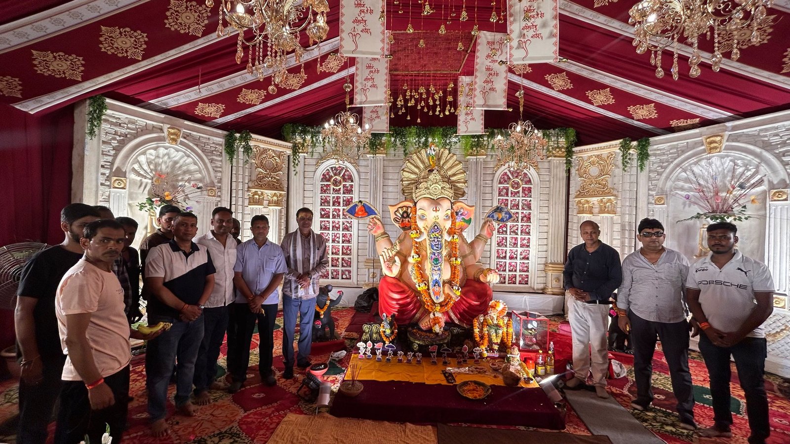 संस्कारधानी में गणेशोत्सव की धूम, अमरनाथ झांकी देखने उमड़ा श्रद्धालुओं का सैलाब