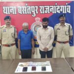 सट्टा-पट्टी लिखते दो सटोरिए गिरफ्तार : 14,700 रुपये नकद, मोबाइल और बाइक जब्त