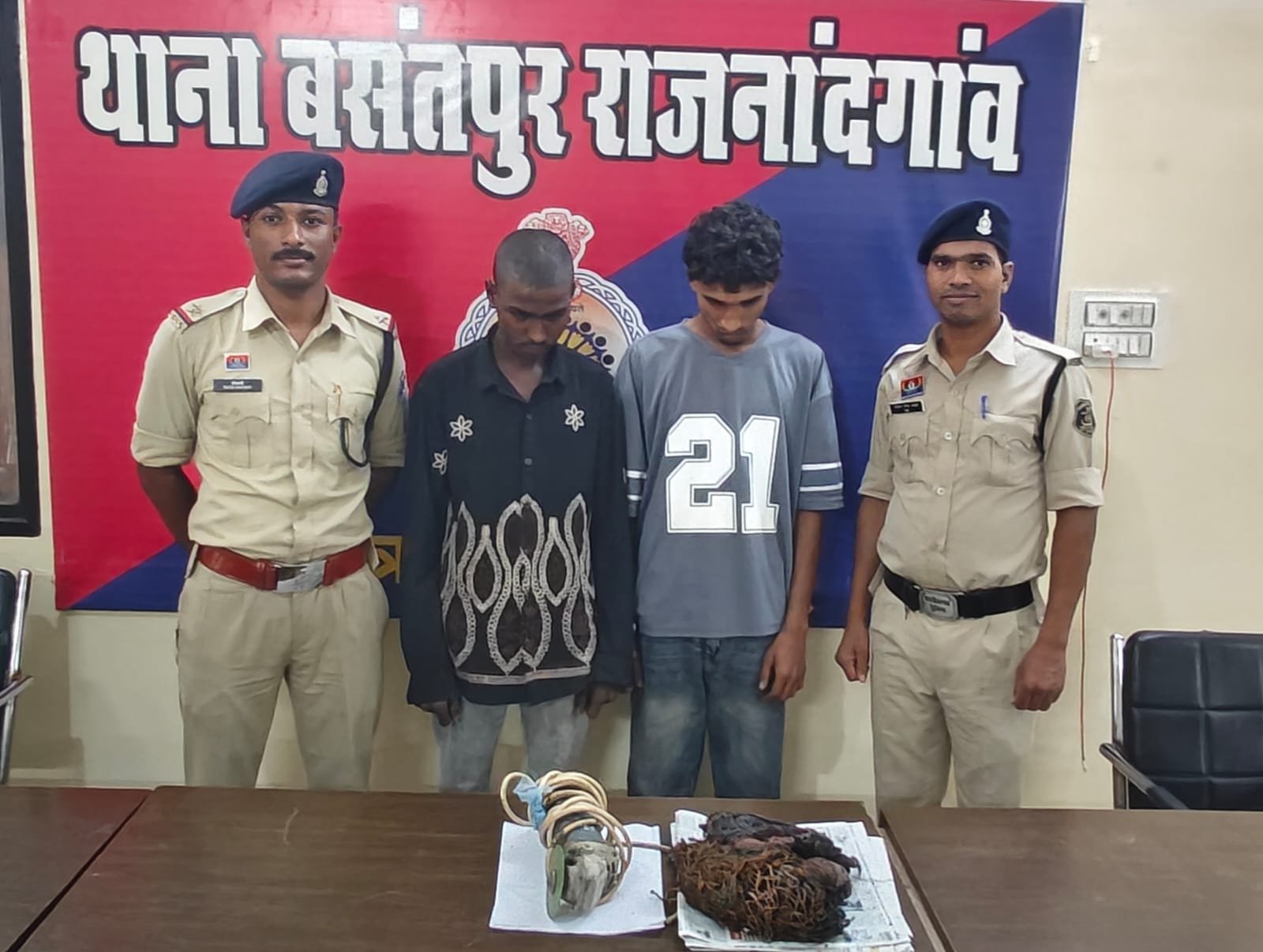 नवनिर्माणाधीन मकान का ताला तोड़कर चोरी करने वाले दो शातिर गिरफ्तार, महज 3 घंटे में पुलिस ने किया खुलासा