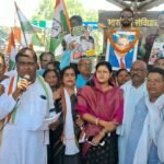 जिला कांग्रेस का हल्लाबोल : ‘वोट चोर, गद्दी छोड़ो’ के नारों से गूंजा शहर, पुतला फूंका
