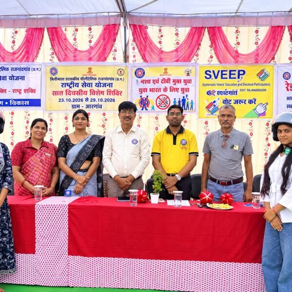 आरगांव में एनएसएस शिविर में प्रदीप शर्मा ने दिया नशामुक्ति, टीबी उन्मूलन और सड़क सुरक्षा का संदेश