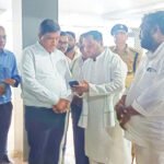 कांग्रेस नेता आसिफ अली ने डीआरएम से अंडरब्रिज निर्माण में तेजी लाने की मांग रखी