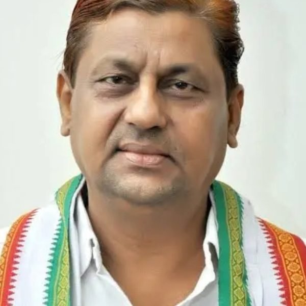 जीवित महिला को मृत बताकर राशन कार्ड निरस्त! साकरा बानो के मामले में मोहम्मद अकबर ने दस्तावेजी एवं वीडियो साक्ष्यों के साथ उठाए सवाल