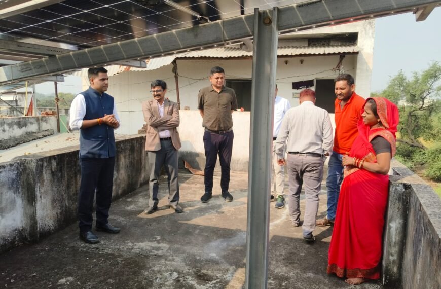 कलेक्टर जितेन्द्र यादव ने ग्राम सुंदरा में ‘प्रधानमंत्री सूर्य घर&hellip;