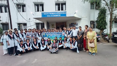 नवोदय की कार्यशाला में छात्राओं ने सीखी 3डी प्रिंटिंग और रोबोटिक्स तकनीक