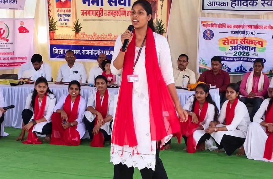 नुक्कड़ नाटक के माध्यम से ग्रामीणों को दी गई जनकल्याणकारी&hellip;