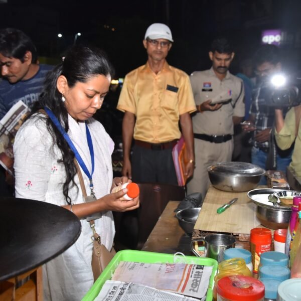महापौर ने ली निगम, पुलिस व खाद्य विभाग की संयुक्त बैठक : मांस दुकानों व होटलों की जांच के लिए बनी रणनीति, शाम को टीम ने दी दबिश