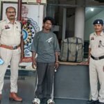 अवैध रूप से शराब परिवहन करते हुए 115 पौवा देशी शराब के साथ एक आरोपी गिरफ्तार