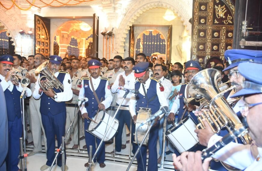 शारदीय नवरात्रि ड्यूटी सकुशल संपन्न होने पर पुलिस ने माँ&hellip;